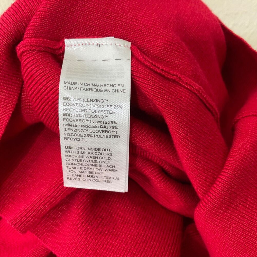Chico's Long Sleeve Turtle Neck Sweater women’s 3 /US XL Red w button detail - Picture 5 of 10